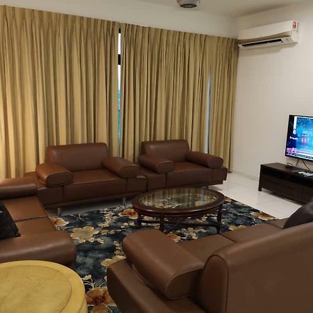Skyloft Muslim Suite Johor Bahru Luaran gambar