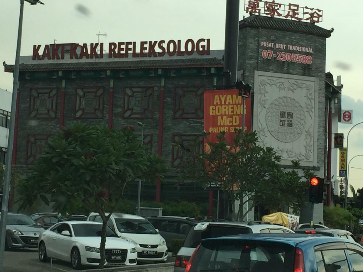 Skyloft Muslim Suite Johor Bahru Luaran gambar