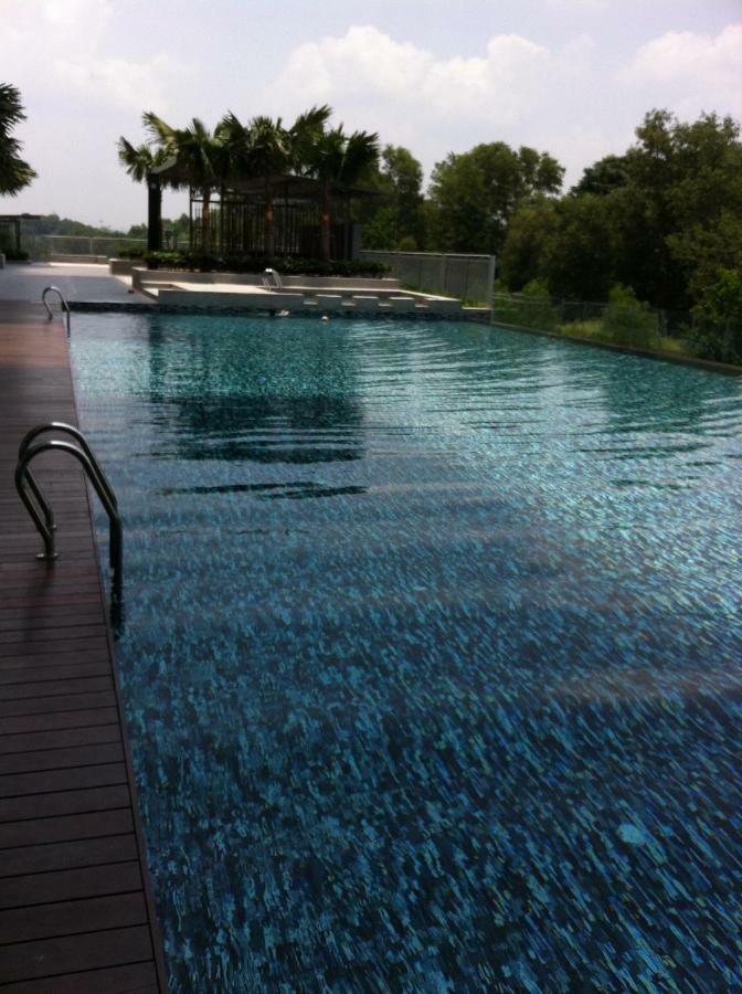 Skyloft Muslim Suite Johor Bahru Luaran gambar