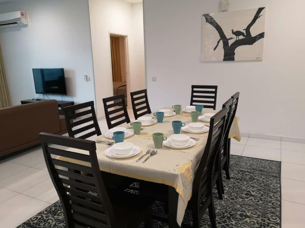 Skyloft Muslim Suite Johor Bahru Luaran gambar