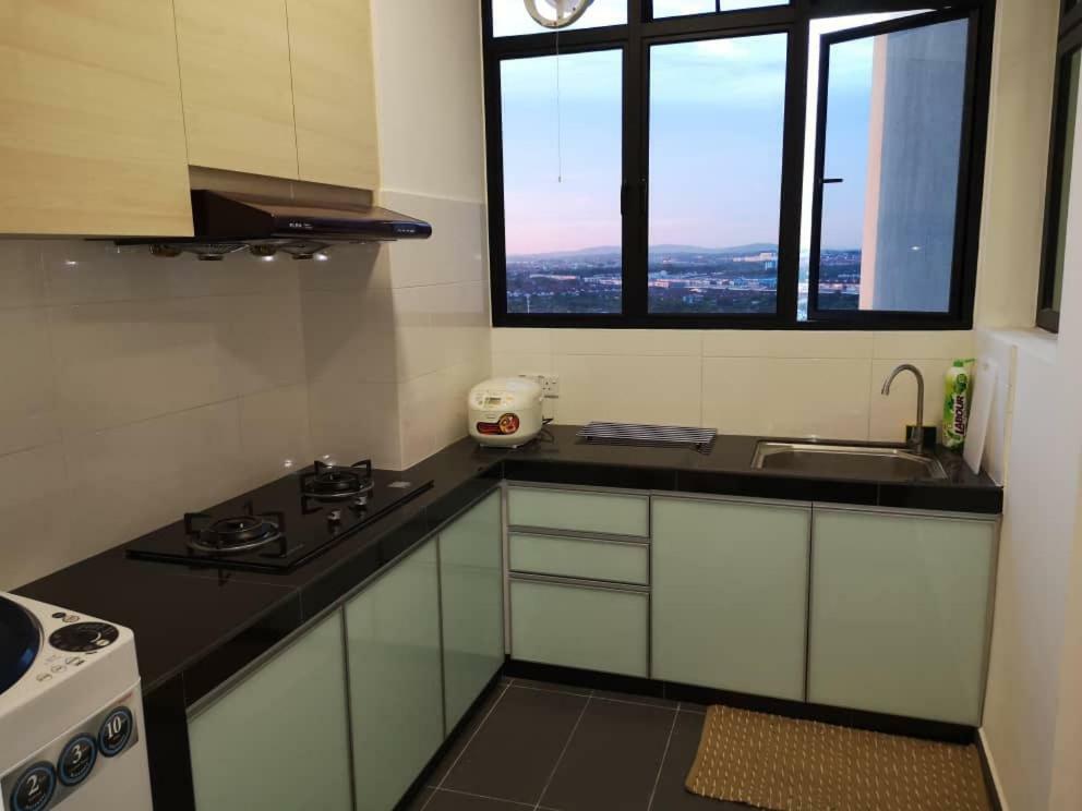 Skyloft Muslim Suite Johor Bahru Luaran gambar