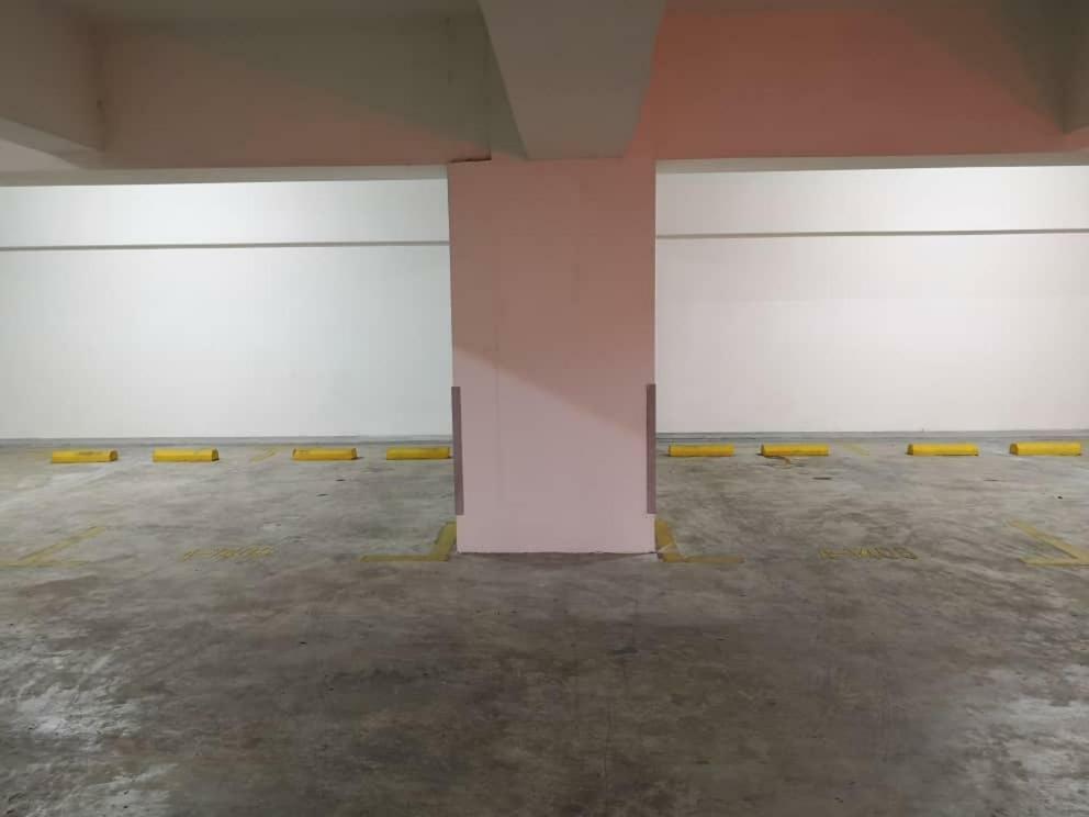Skyloft Muslim Suite Johor Bahru Luaran gambar